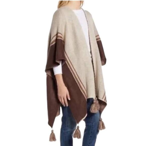 Treasure & Bond Open Front Tassel Knit Poncho In Pink Combo One Size - Picture 6 of 13